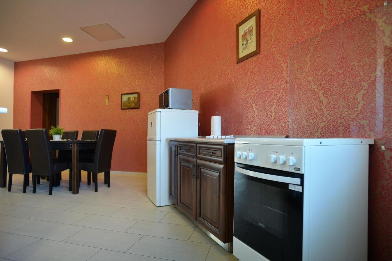 Corner Apartman Eger Exterior foto
