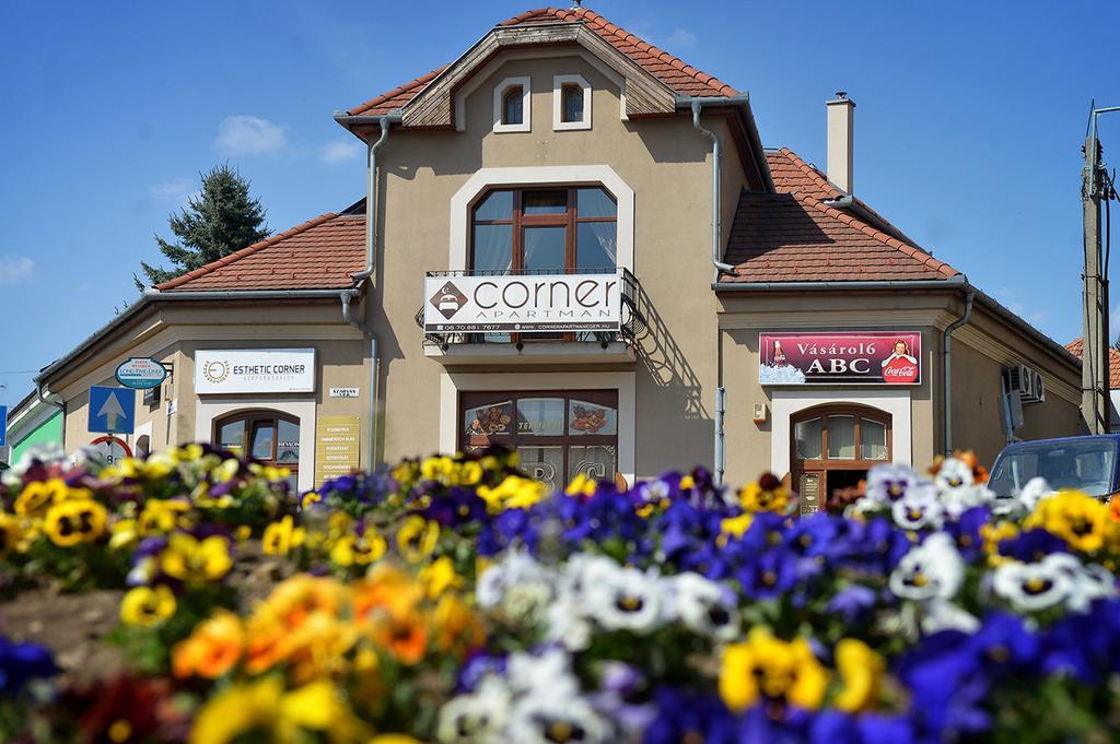 Corner Apartman Eger Exterior foto