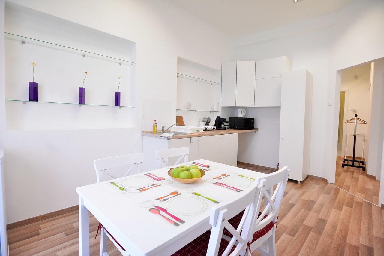Corner Apartman Eger Exterior foto