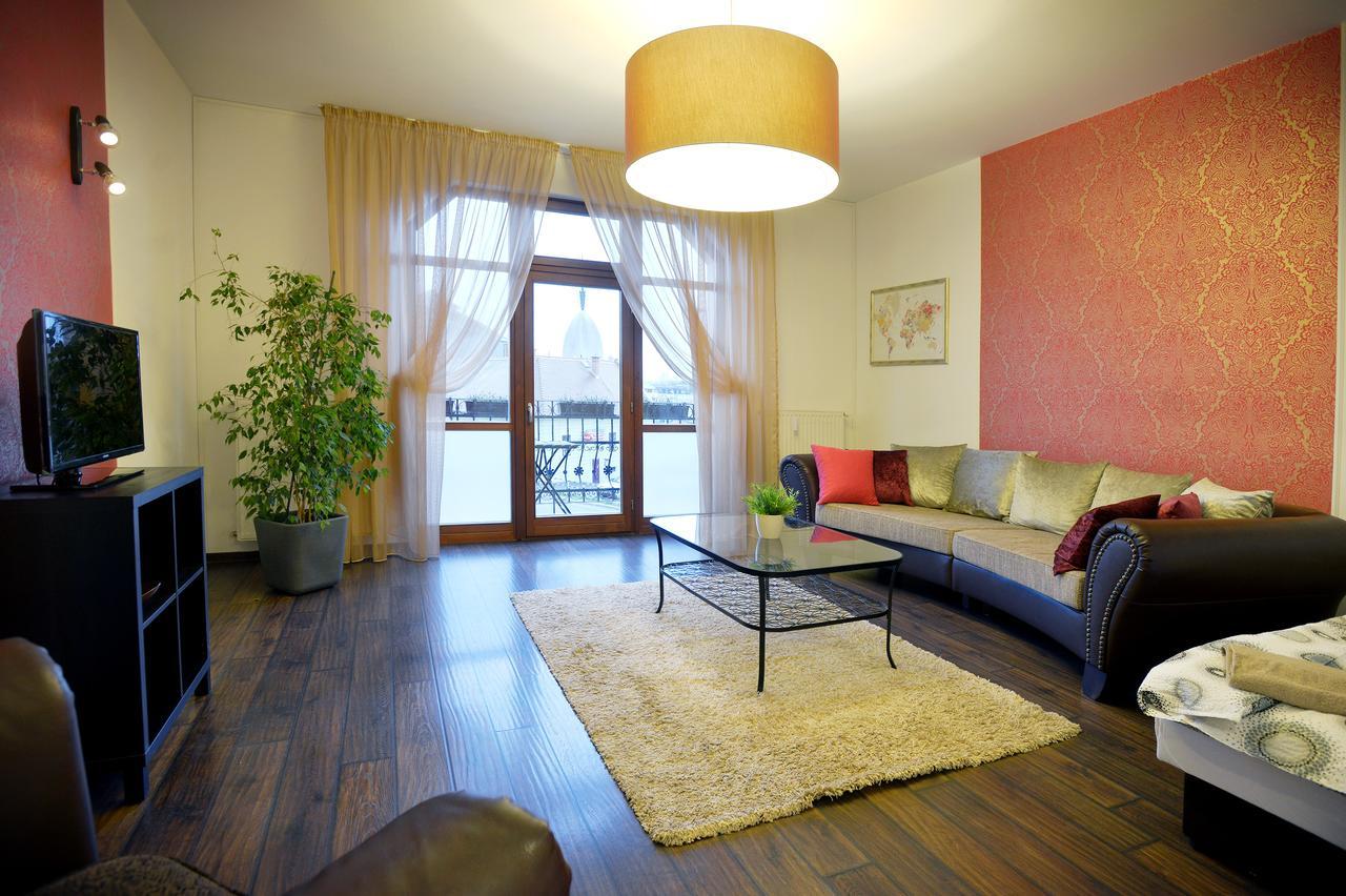 Corner Apartman Eger Exterior foto